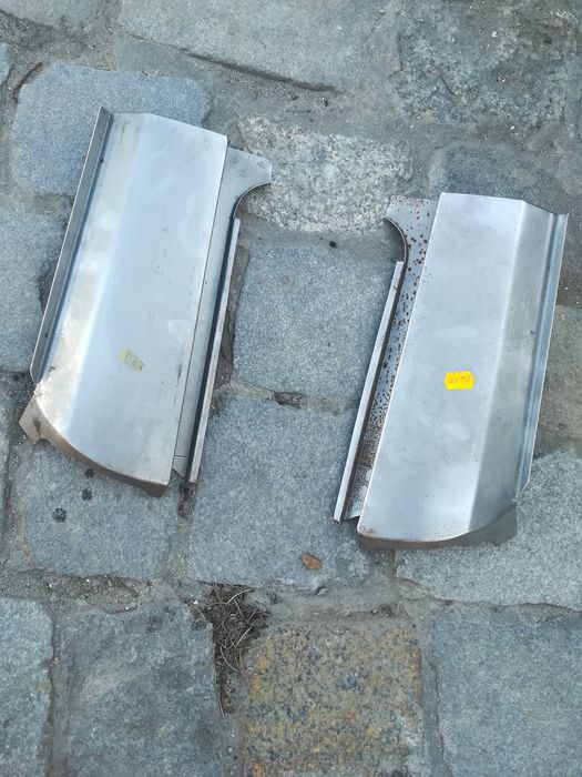 Fiat 126p naroża tylne górne oryginalne