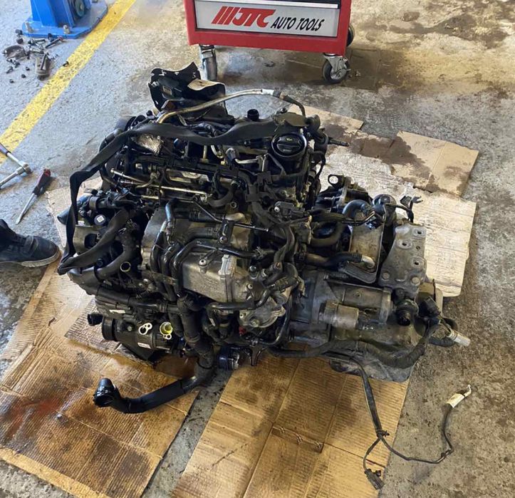Розборка мотора Skoda A7 VRS 2.0TDI/CUP/Volkswagen/Skoda/Audi
