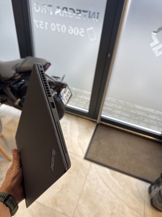 ThinkPad T14S| Intel Core i7-1185G7 | 32GB | 512GB | DOTYK| FV