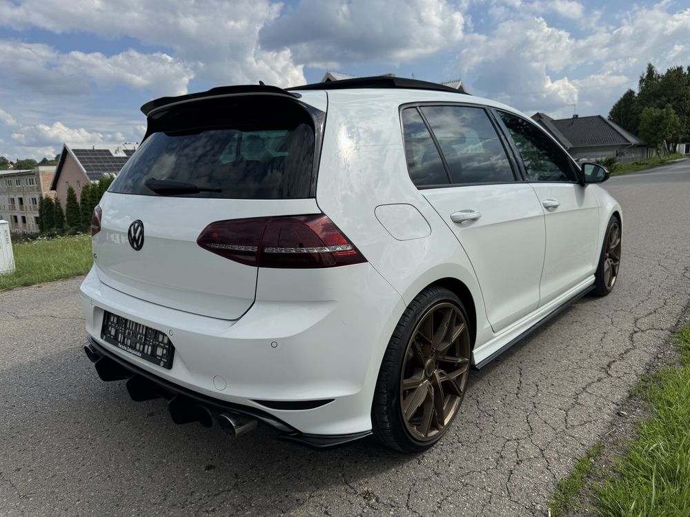 Volkswagen Golf 7R 2.0 TFSI