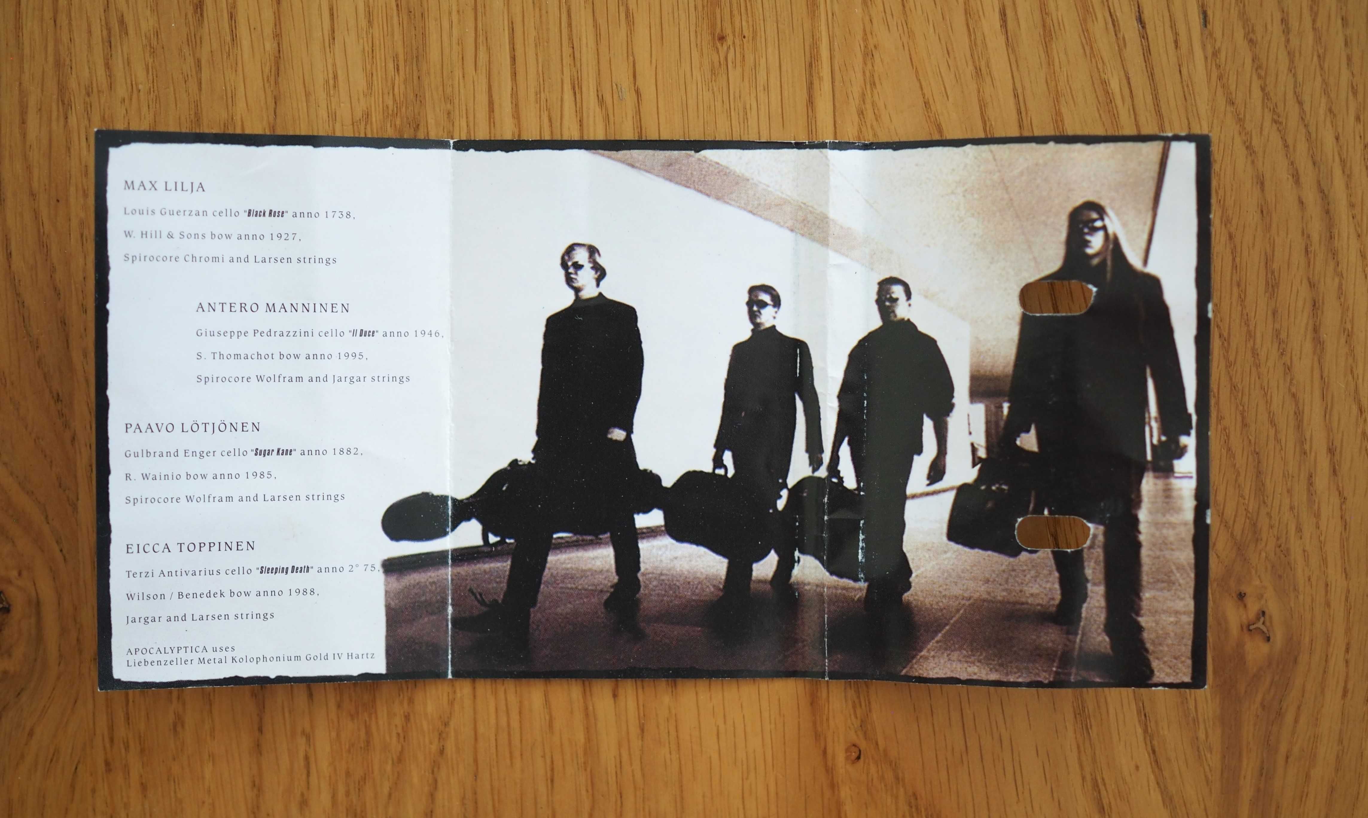 Apocalyptica, Plays Metallica By Four Cellos, kaseta