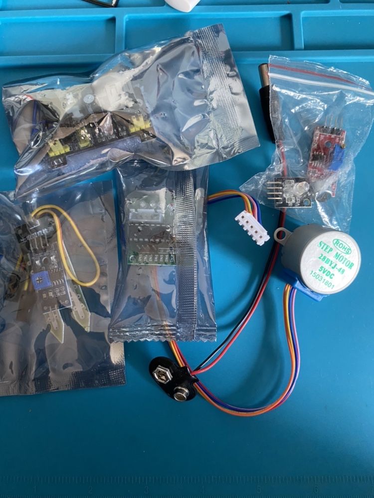 Vários componentes para arduino e eletrónicos