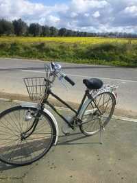Bicicleta vintage de senhora, da Suíça