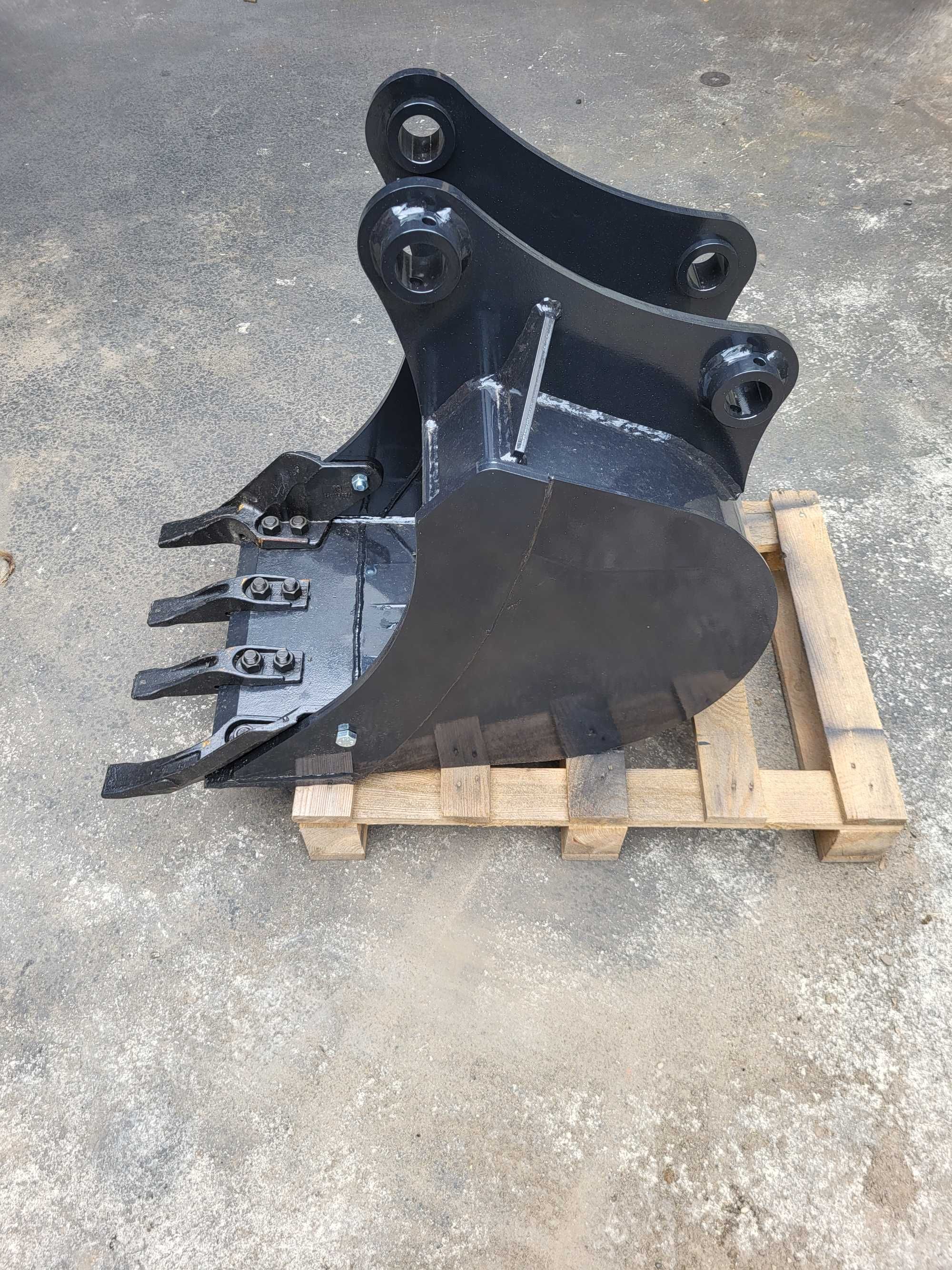 Łyżka kopiąca 60cm do koparki ładowarki JCB 3cx 4cx