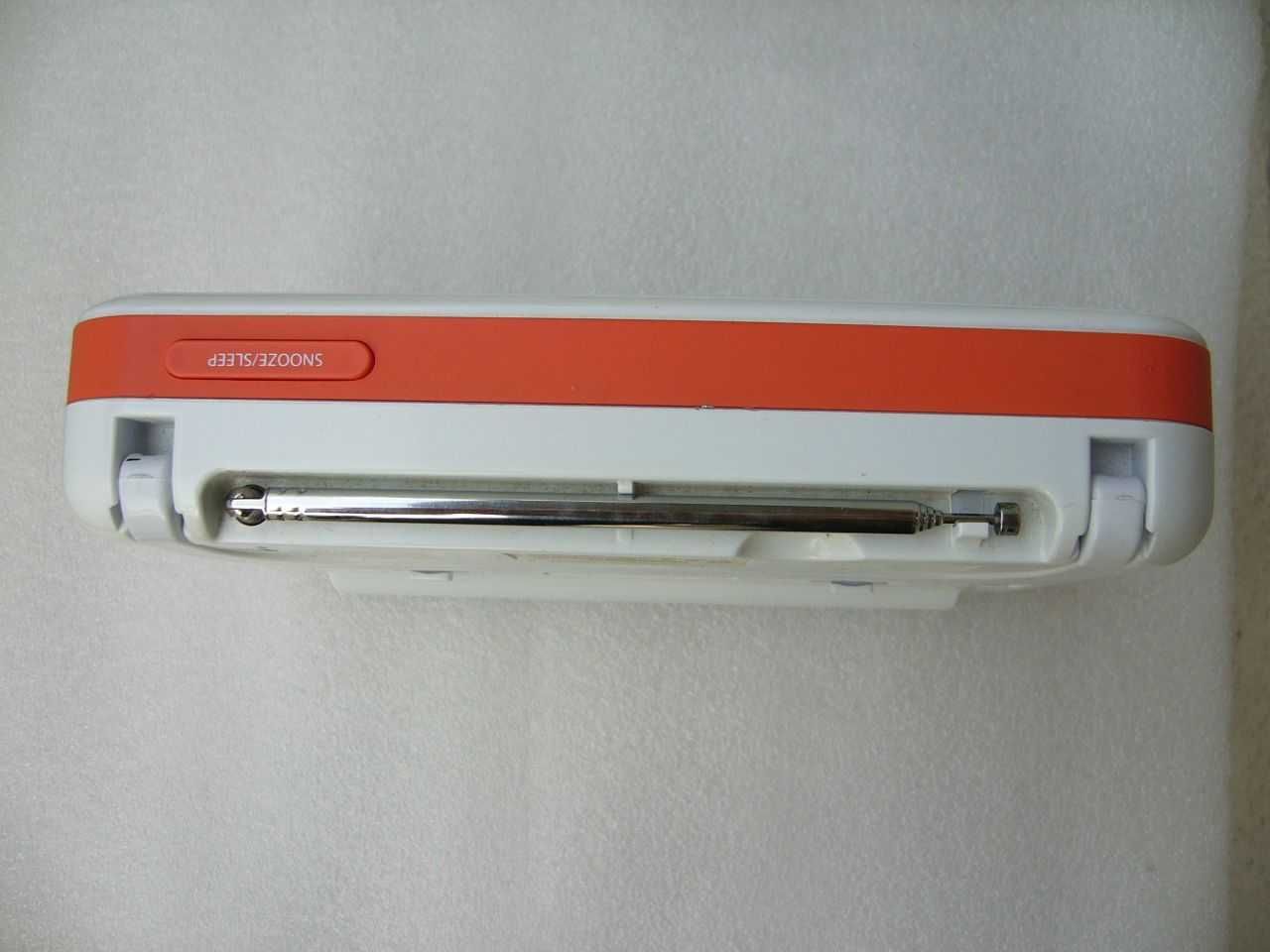 Radio FM z budzikiem Sencor SRD 220 WOR