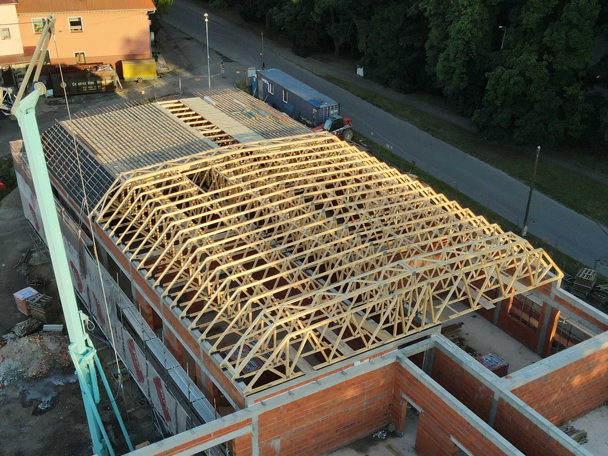 Wycięta Więźba Dachowa CNC – Drewno konstrukcyjne C24 KVH, dachy