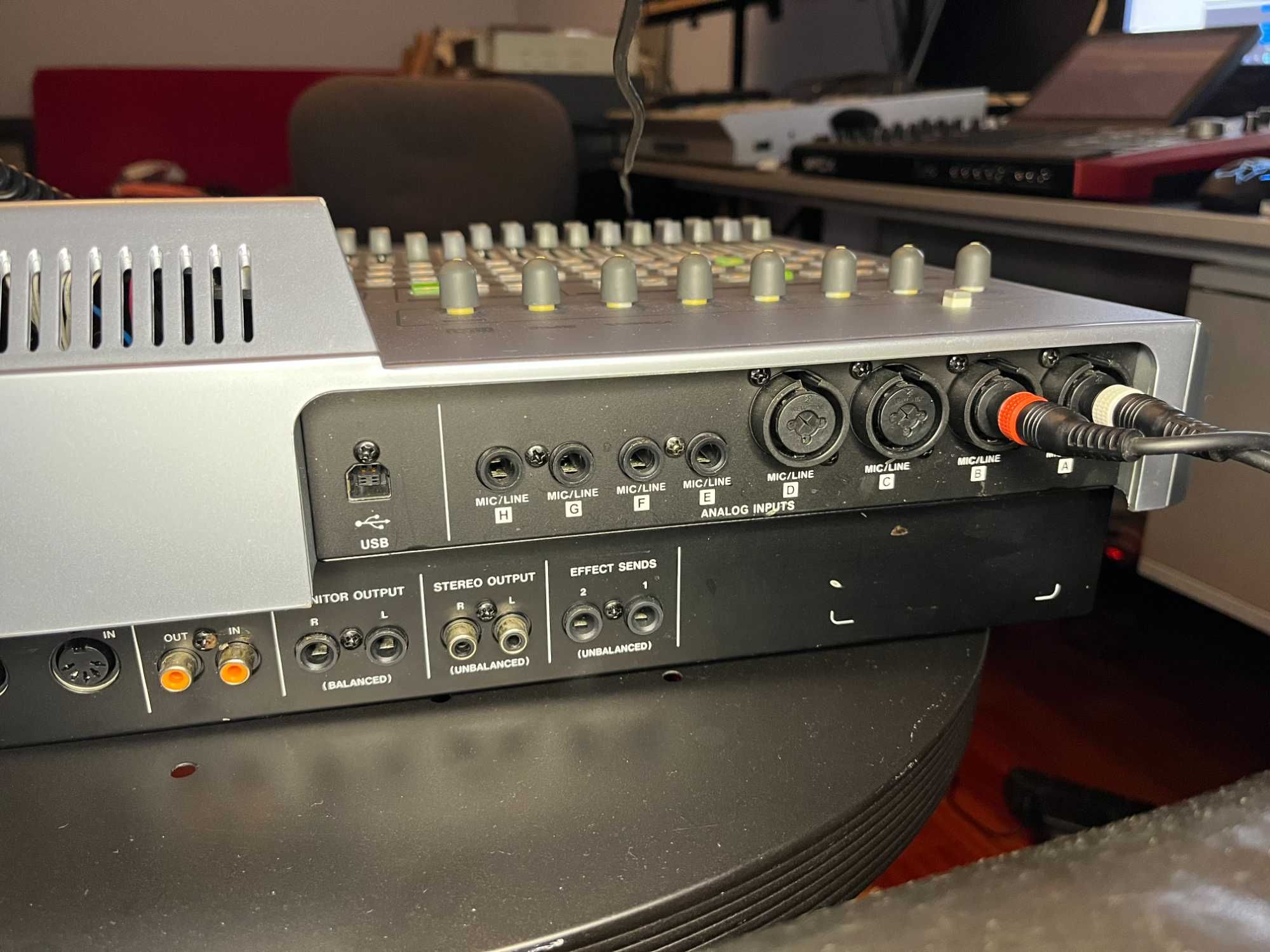 Tascam DP 2488 Rejestrator wielośladowy wieloscieżkowy mixer