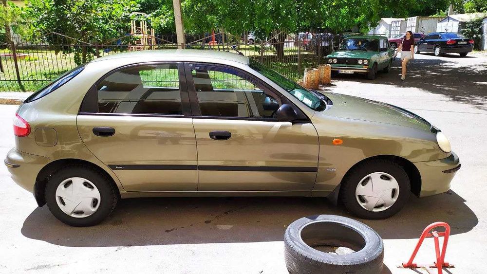 Продам машину Daewoo Lanos 2003