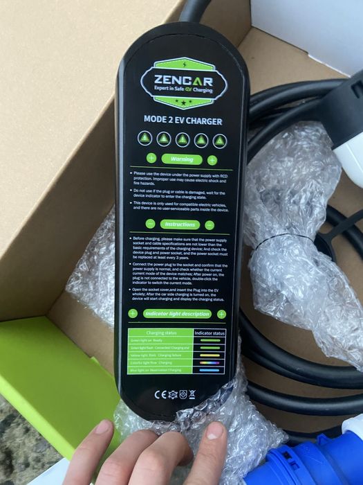 зарядний пристрій ZENCAR Mode 2 EV Charger.