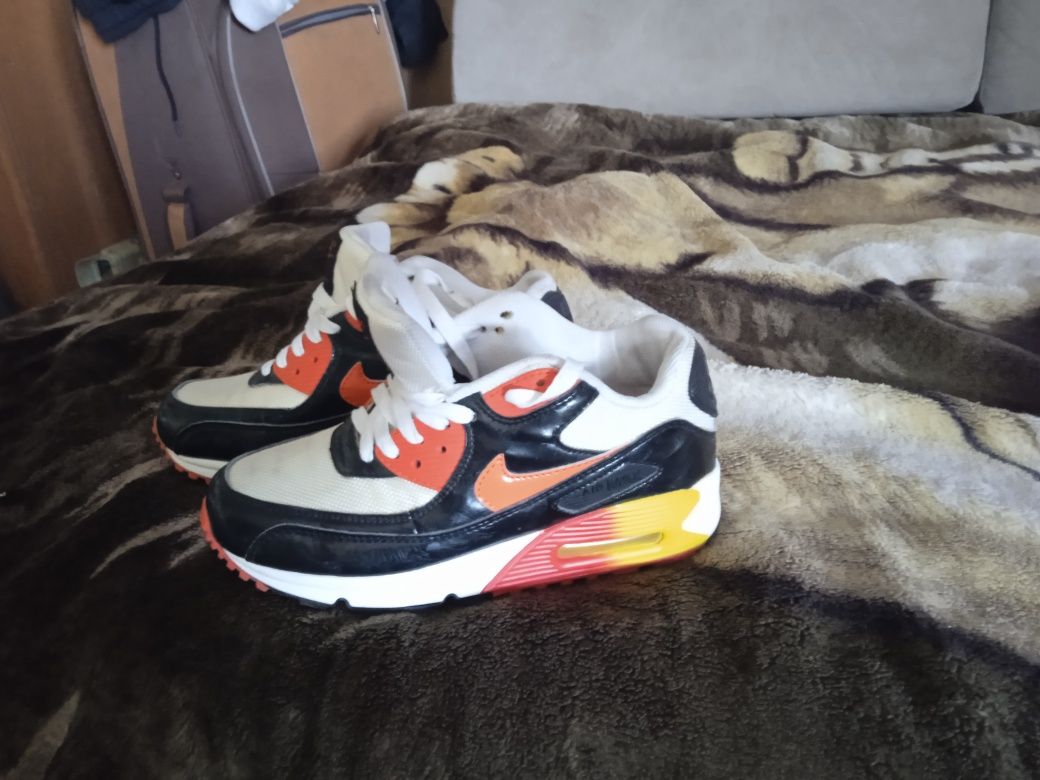 Nike air max  90  unisex Black/White orange -yellow