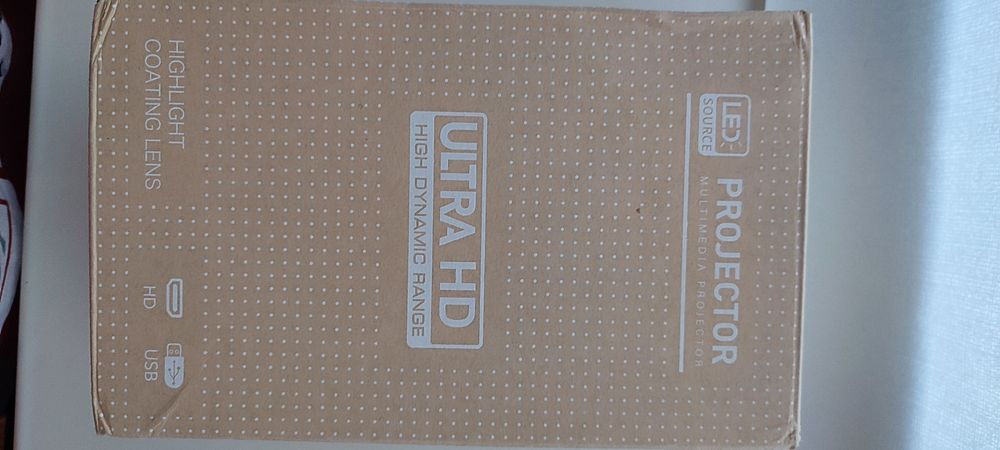 Портативний проектор для домашнього кінотеатру