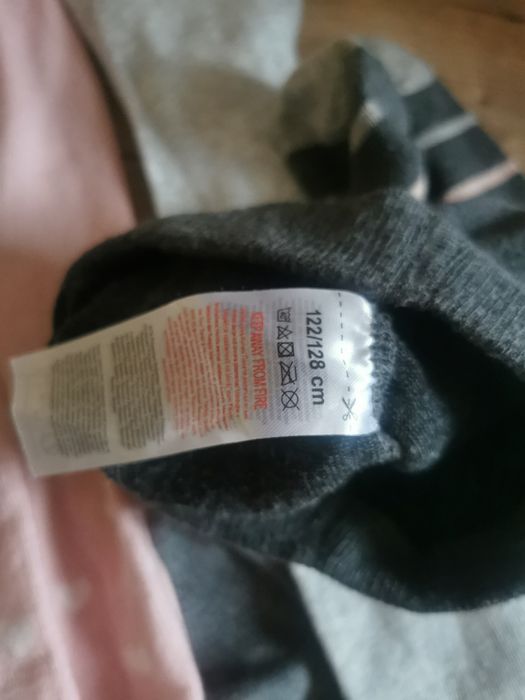 Nowe rajtuzki 122/128