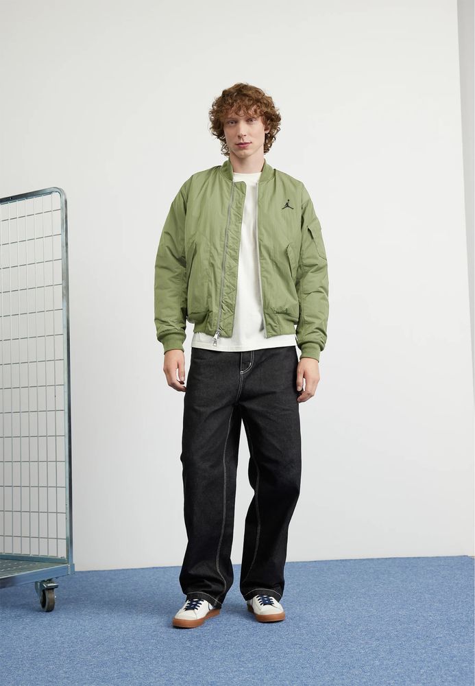 Куртка бомбер AIR JORDAN Essentials green FB7316-340 M L (Оригинал )