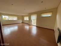 Apartamento T3 com garagem dupla – São Bernardo