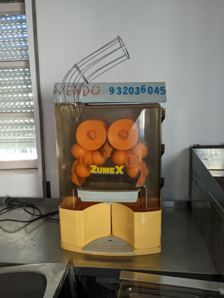 Maquina de sumos Jumex