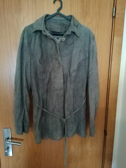 Casaco de pele cinzento