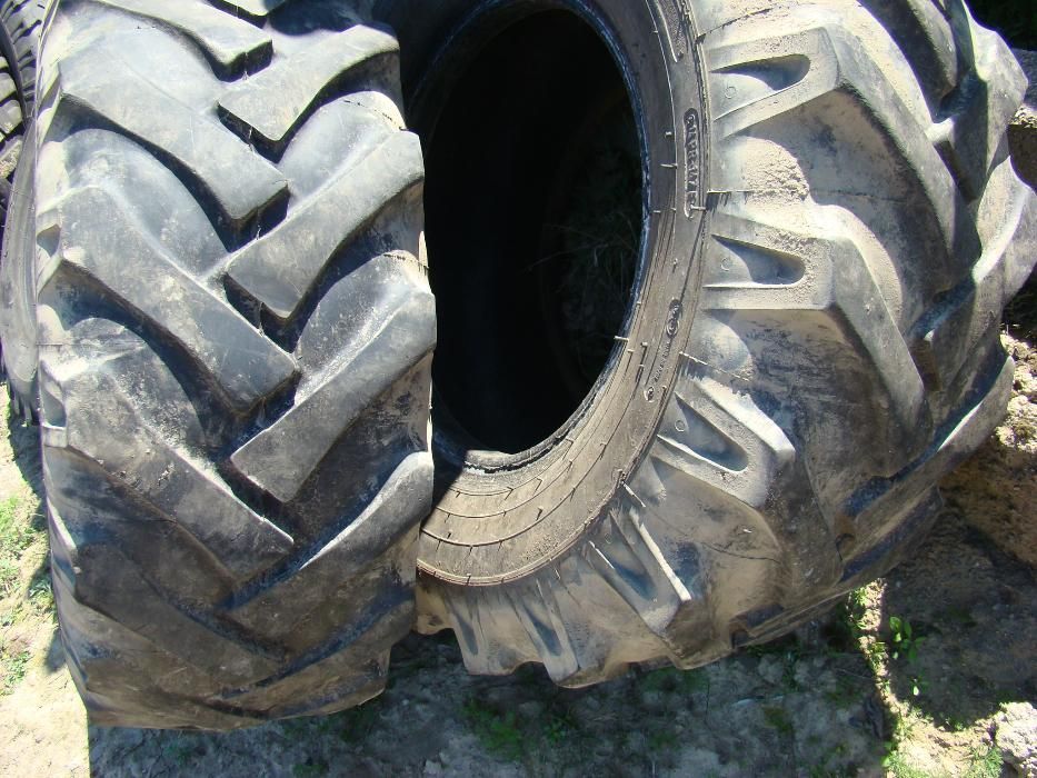 Opony używane 16/70-20 14PR produkcji niemieckiej