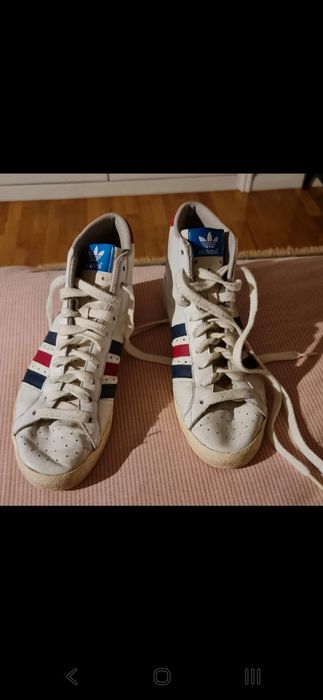 Sapatinhas Adidas numero 43