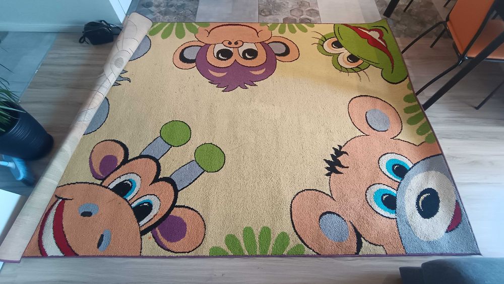 Dywan do pokoju dziecięcego, 2x2.80