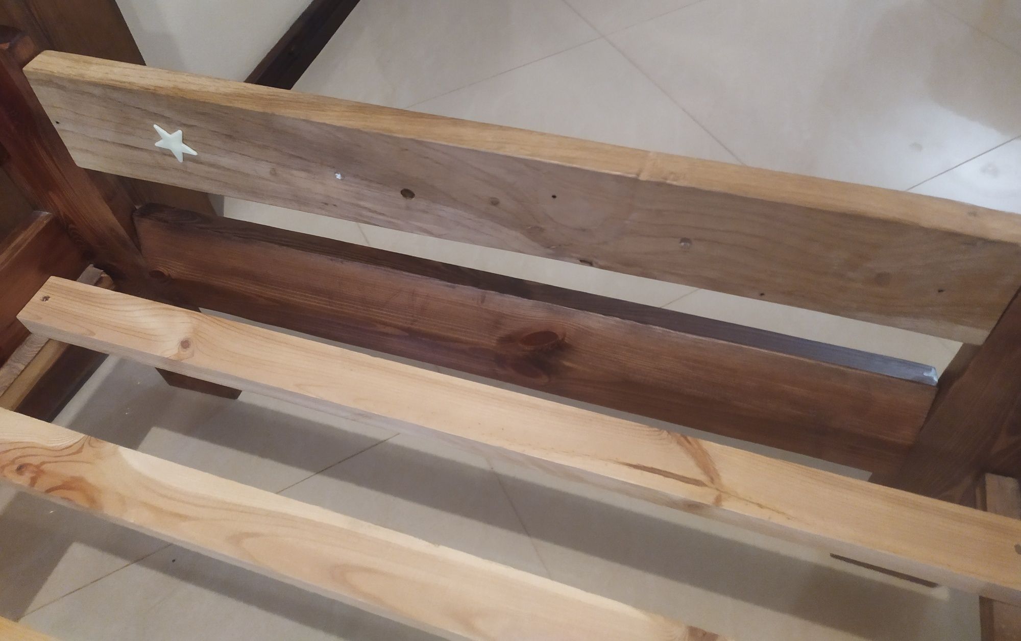 Łóżko drewniane dziecięce 90x180 barierki dąb rustykaln