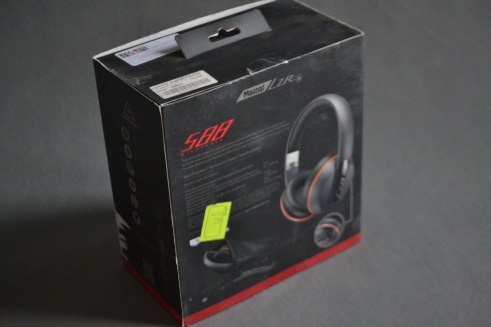 Безпровідні навушники Magnat LZR 588 BT Bluetooth Нові