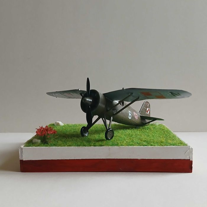 Podstawka ,Ekspozytor modelarski 79 - Prado PL