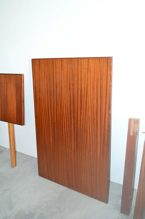 Mesa extensível Mogno