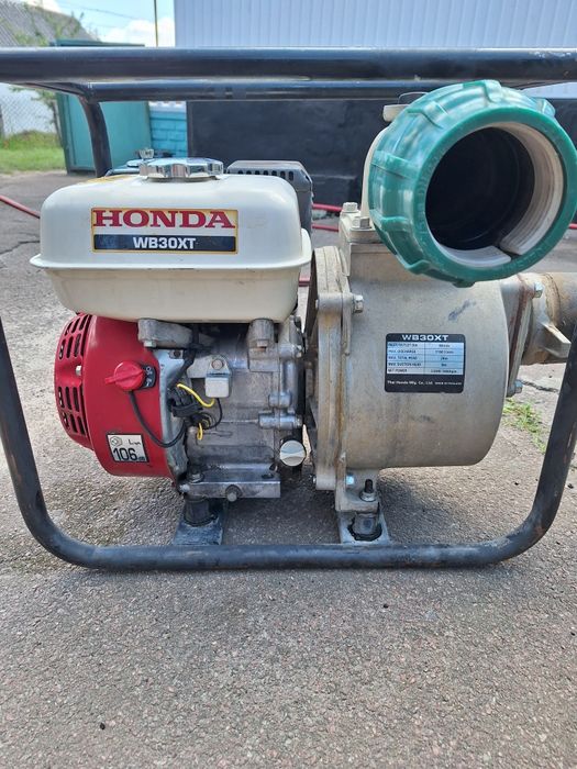 Продам мотопомпу Honda WB30XT.