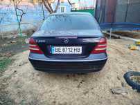 Mercedes Benz c class 203