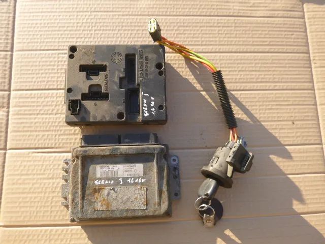 ZESTAW STARTOWY KOMPUTER STACYJKA CZYTNIK BSI RENAULT SCENIC I LIFT 1.6 16V 99-02