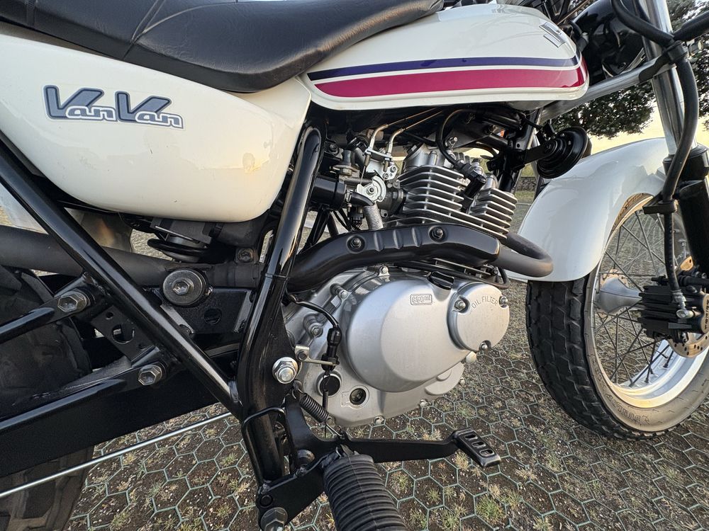 Suzuki VanVan 125, coleção, igual a nova.