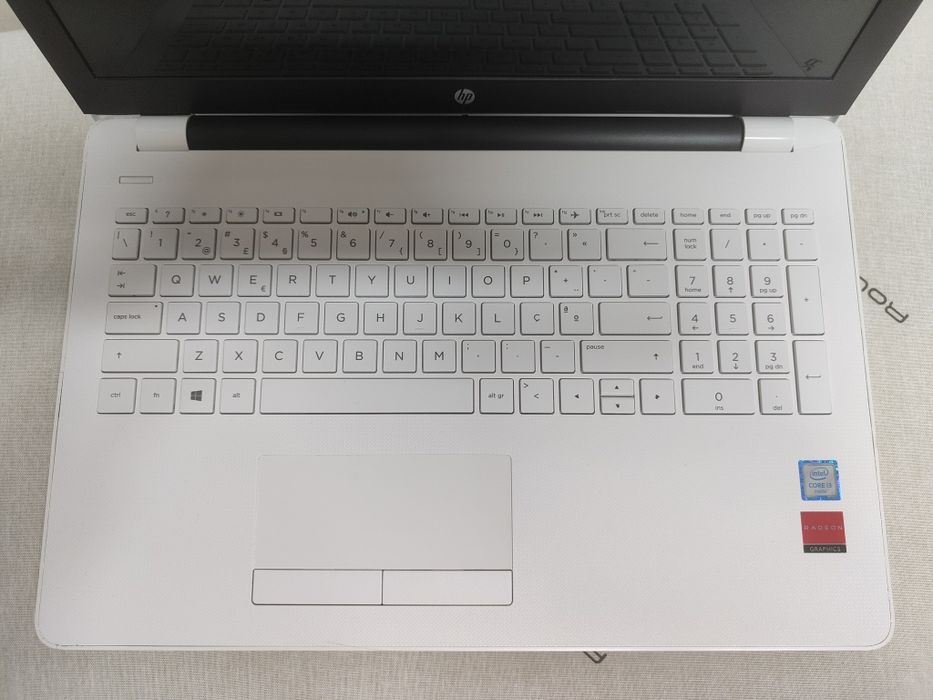 Computador portátil HP 15-bs011np