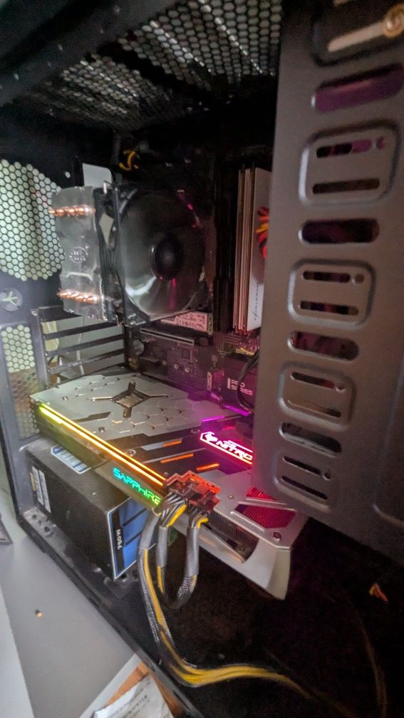Ігровий комп'ютер (rx5700xt, intel core i7 11700k)