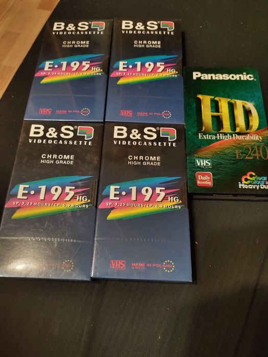 Kasety VHS Panasonic i B&S