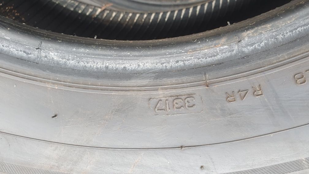 Шины 235 65 r17 колеса 100 грн/ 1 шт.