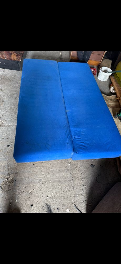 Oddam za darno wersalki widoczne na zdjeciach lozko kanapa sofa