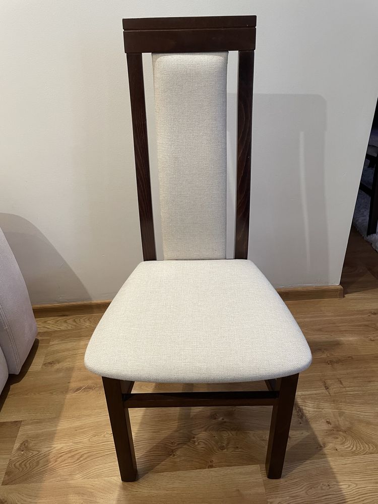 Eleganckie drewniane krzesła do jadalni lub salonu + gratis.