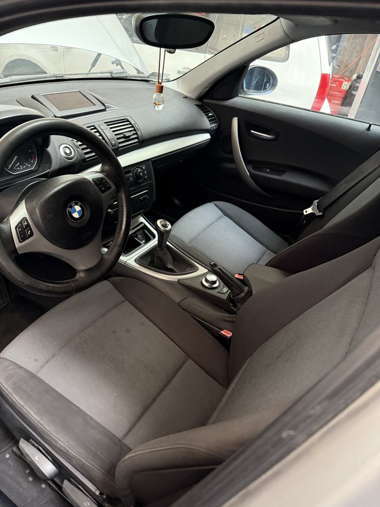 BMW serii 1 116i E87 2004rok 1.6 benzyna manual 115KM
