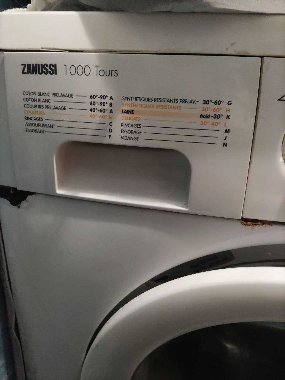 Пральна машинка Zanussi