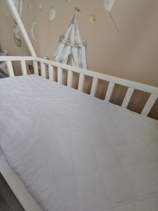 Łóżko dla dziecka Tipi jak domek drewniane sosna handmade z materacem