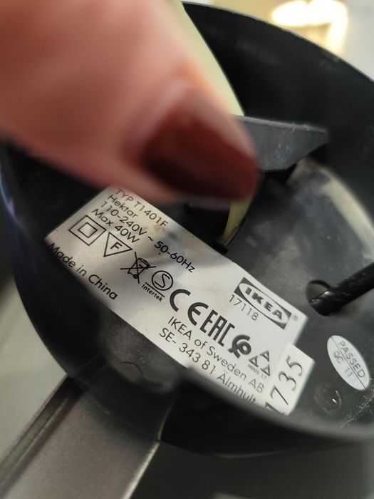 Sprzedam lampę Ikea