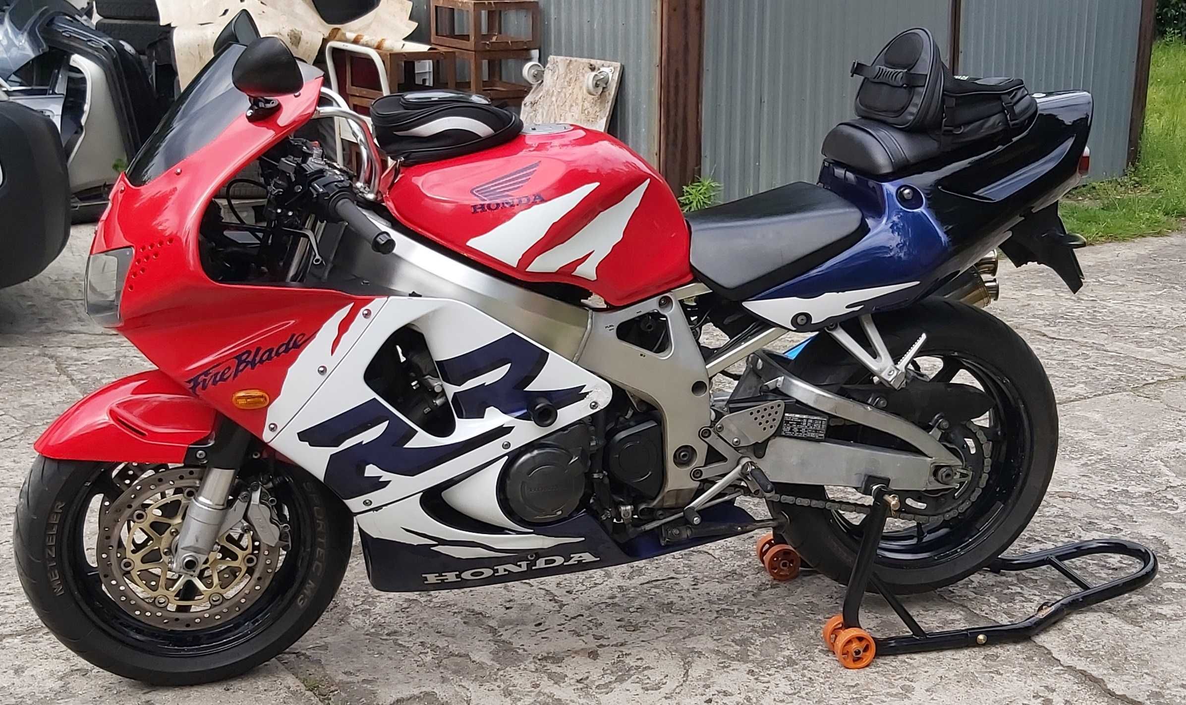 Honda CBr 900RR sc33 Klasyk