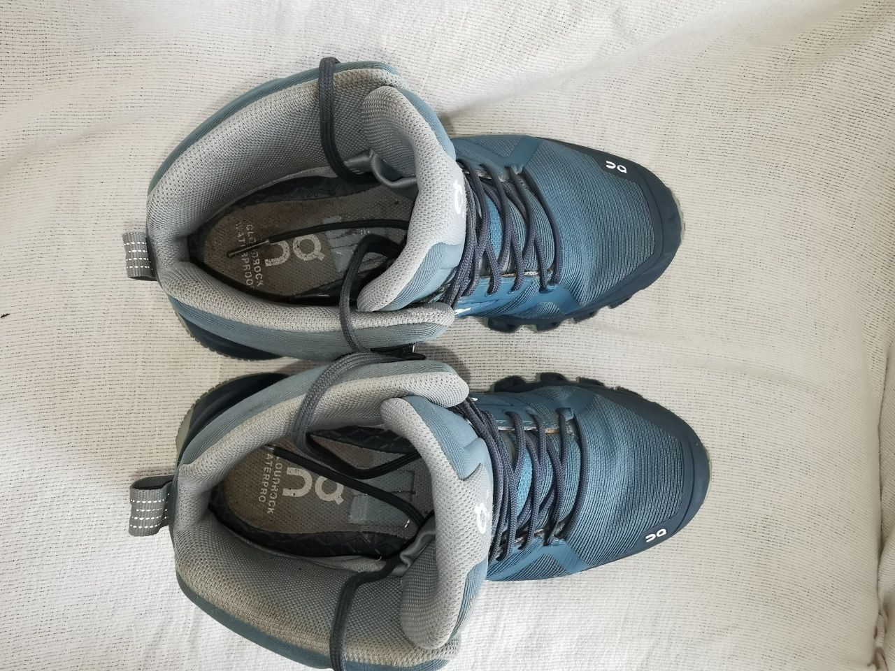 On Cloud Swiss Engineering Cloudrock Waterproof  37