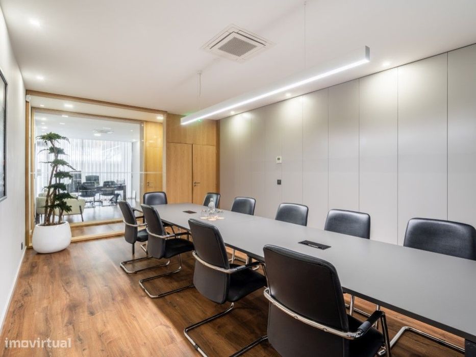 Escritório de 200m2 num dos melhores empreendimentos de Braga