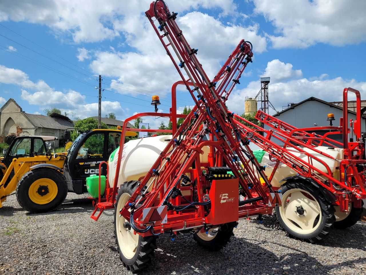 Nowy opryskiwacz Bury 2000l, belka 15 m w systemie X, dostępny od ręki
