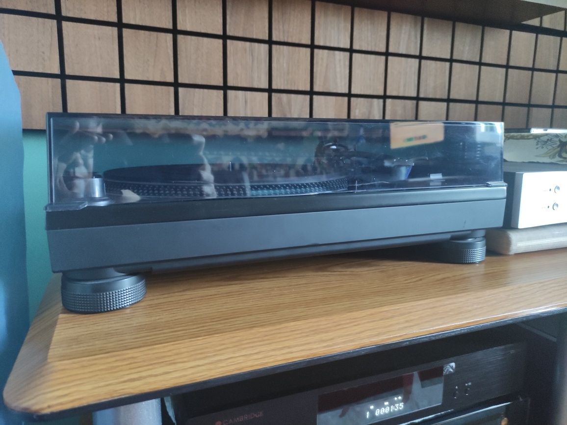 Pioneer PLX-1000 с головкой Ortofon 2M Blue (Technics SL 1210 1200)