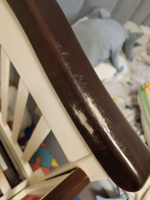 Дитяче ліжечко від народження