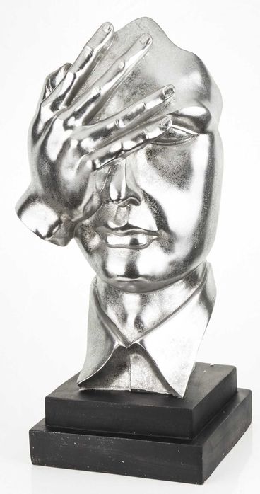 Figurka srebrna twarz zasłonięta ręką maska ozdoba na prezent 139216