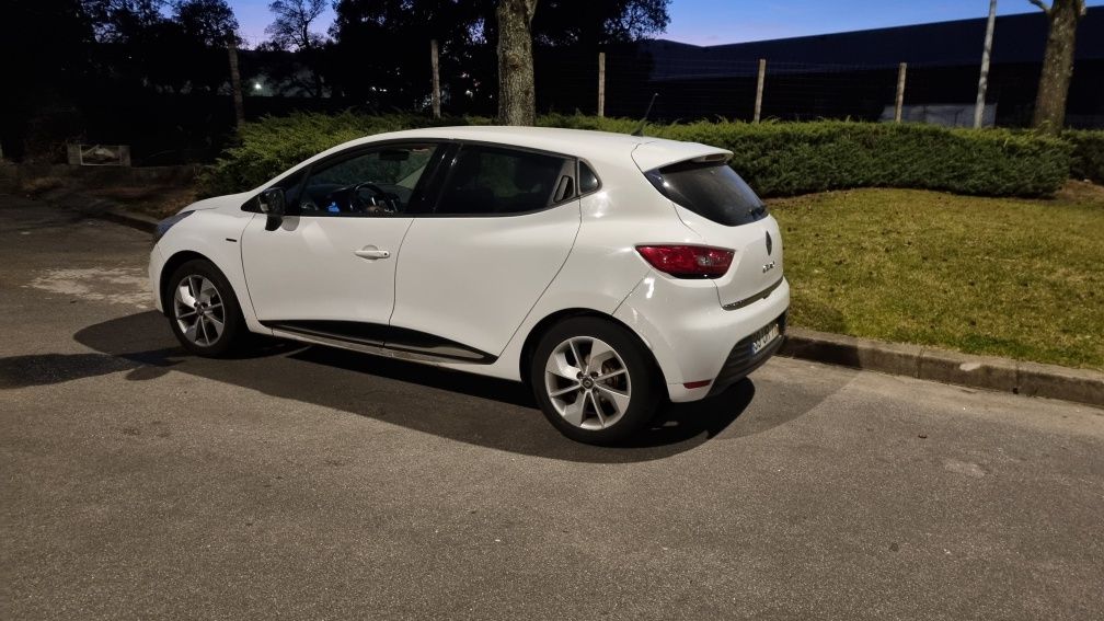 Clio IV 2018 Gasóleo NACIONAL