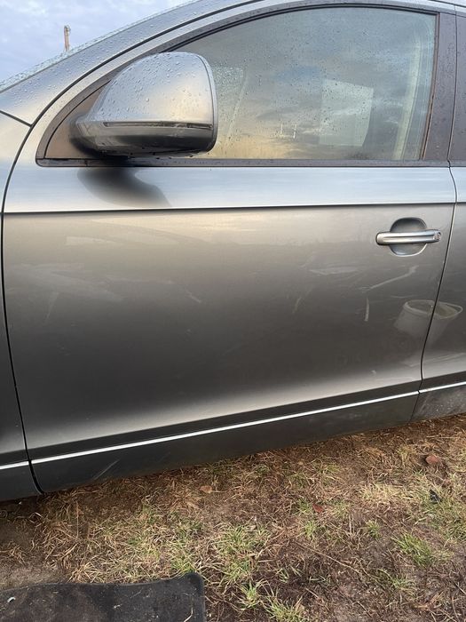 Audi Q7 двери передні задні ліва сторона